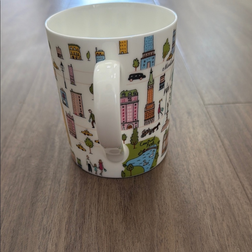 Tiffany & Co China Cup 5th Avenue NYC - Picture 5 of 7